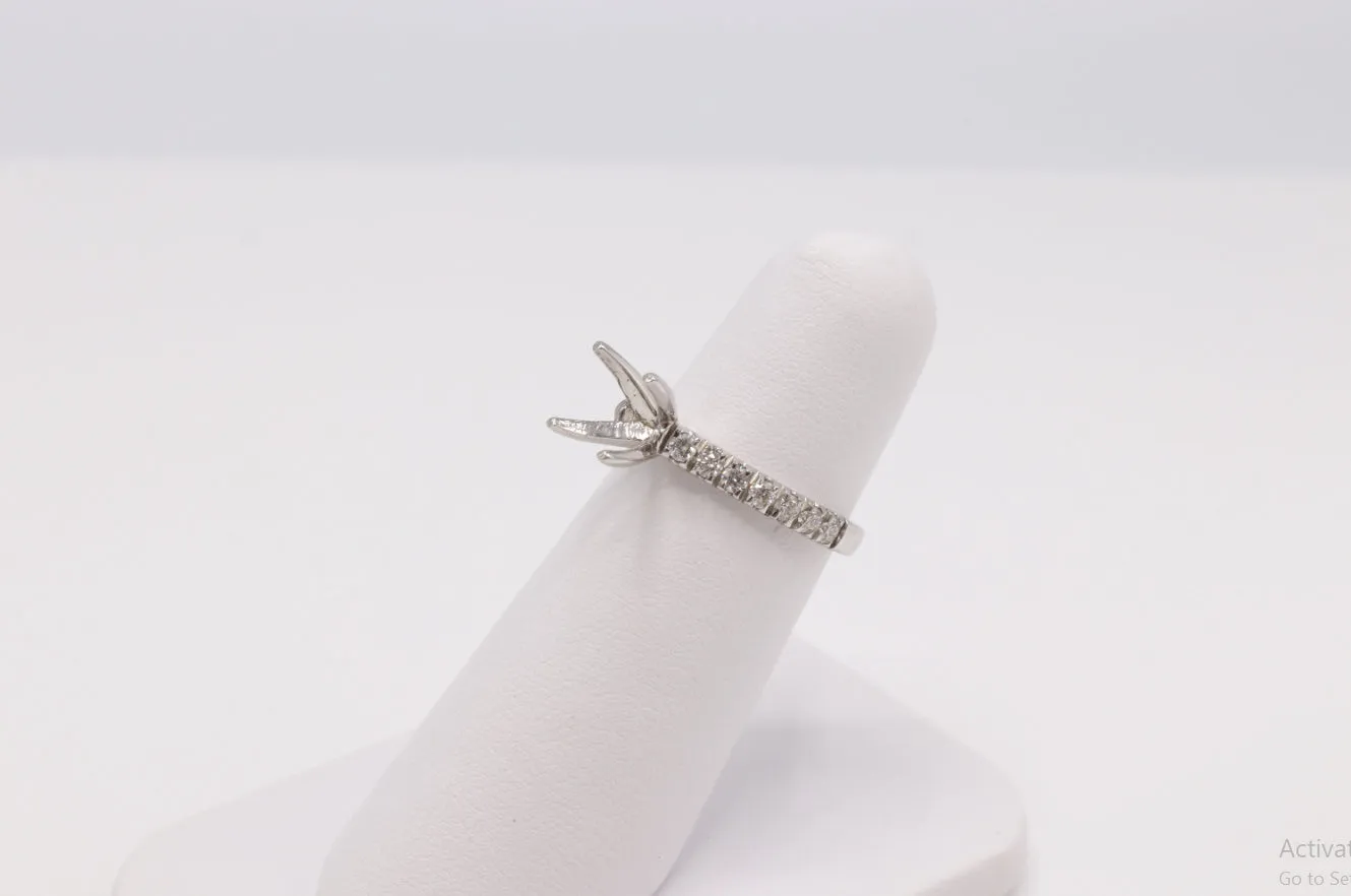 0.43cts-14k White Gold Engagement ring