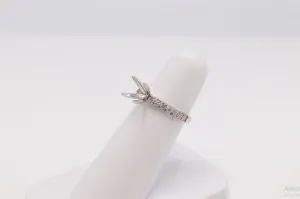 0.43cts-14k White Gold Engagement ring
