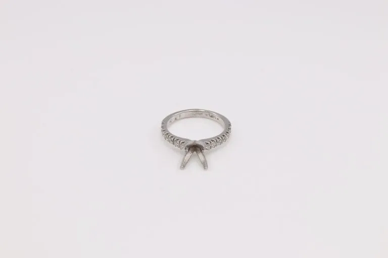 0.43cts-14k White Gold Engagement ring