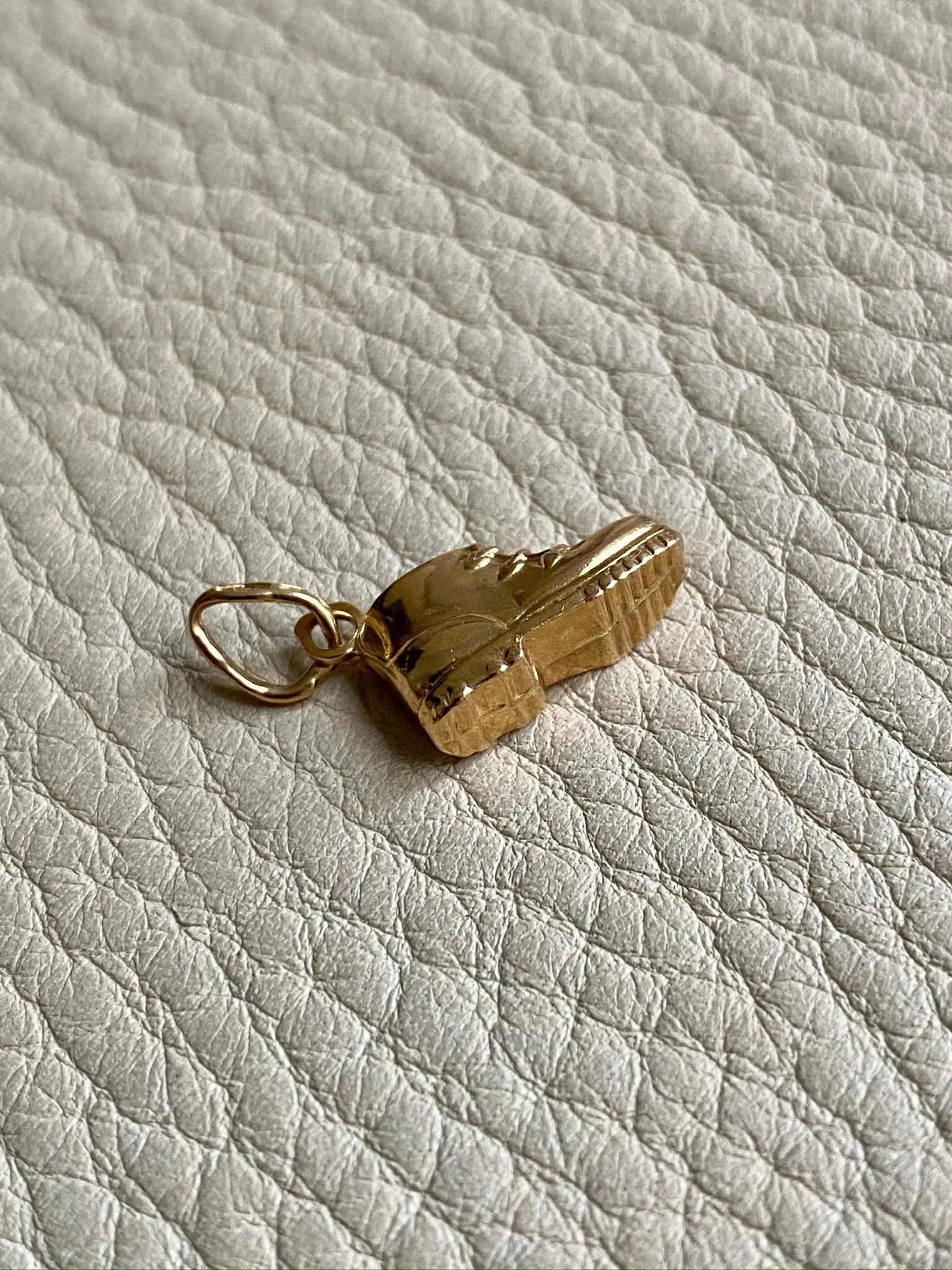 18k Gold Vintage Italian Charm or Pendant - Boot