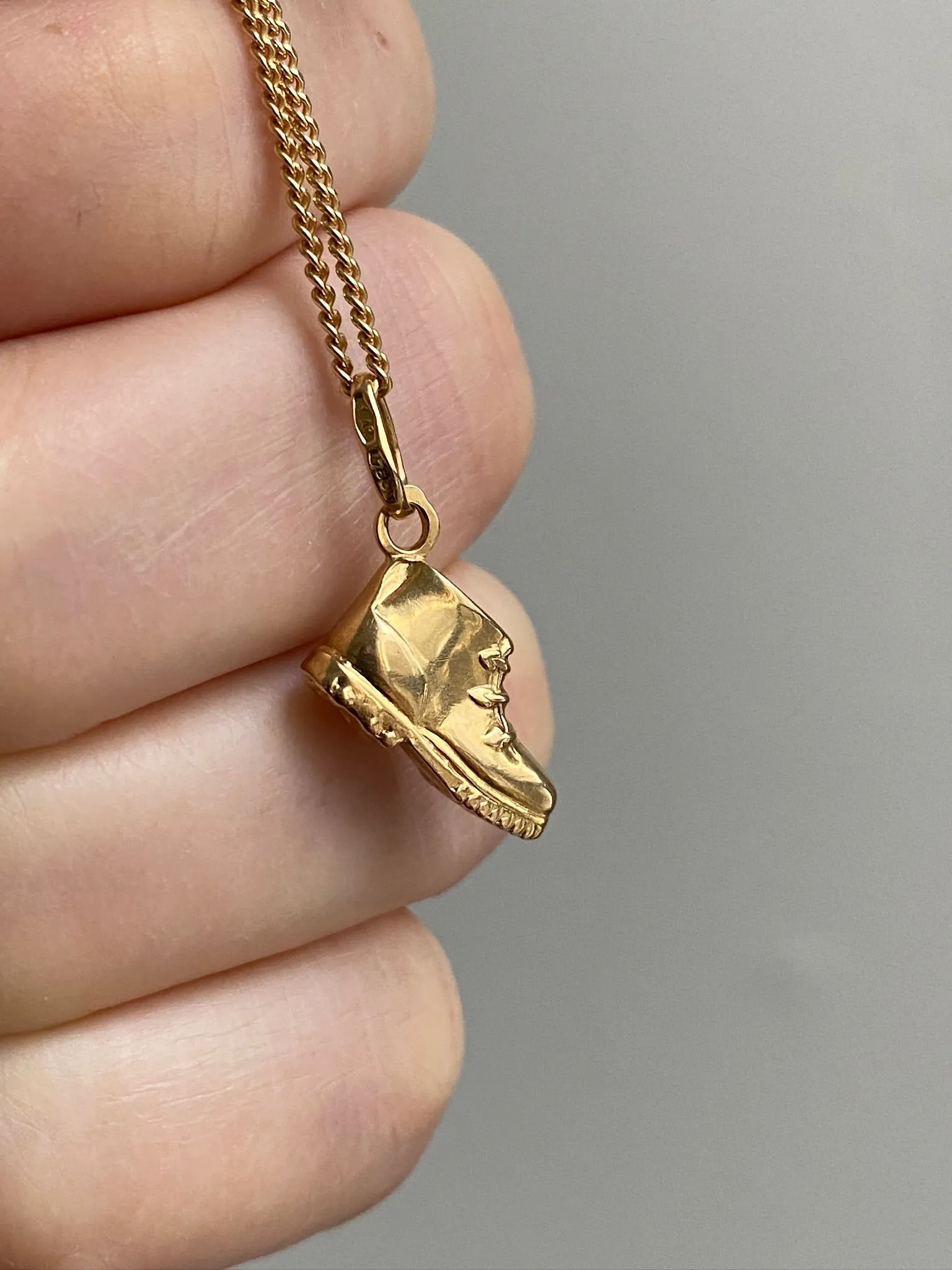18k Gold Vintage Italian Charm or Pendant - Boot