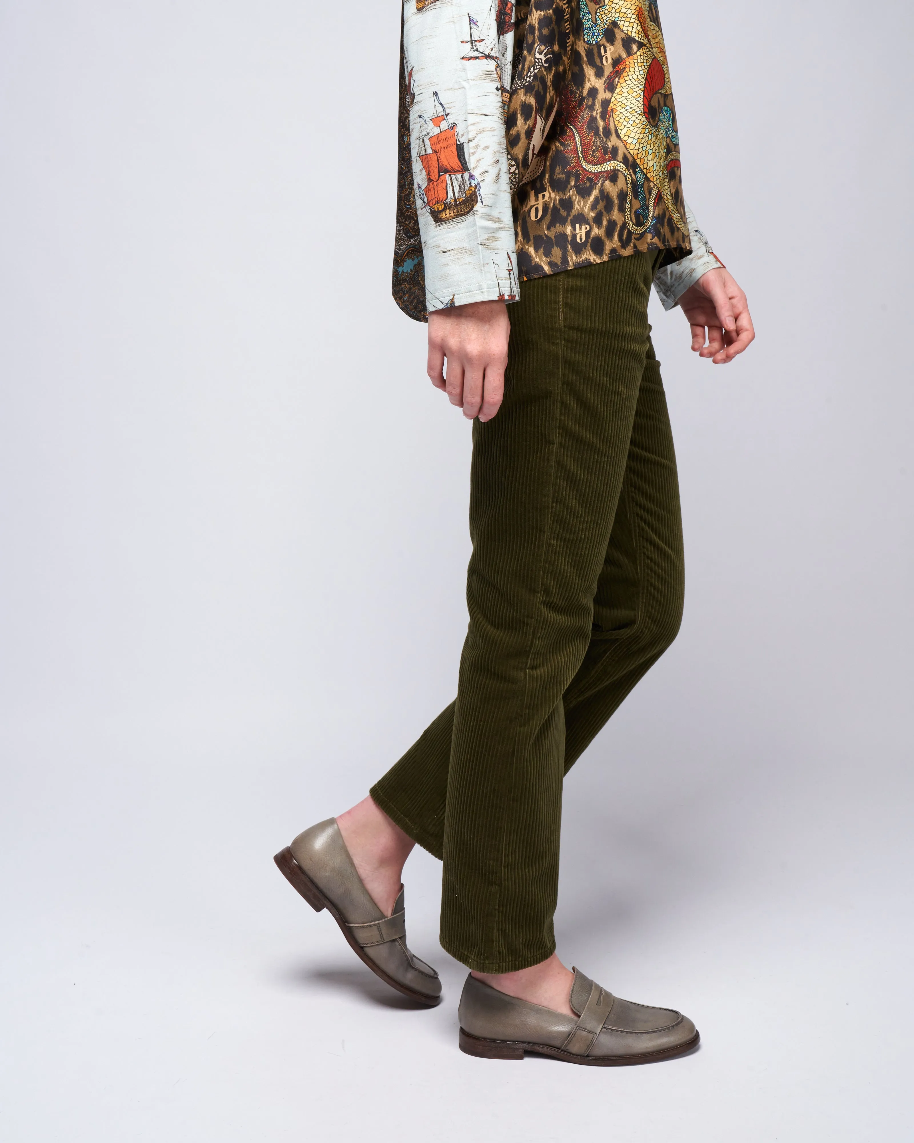 5 pocket kick flare - green