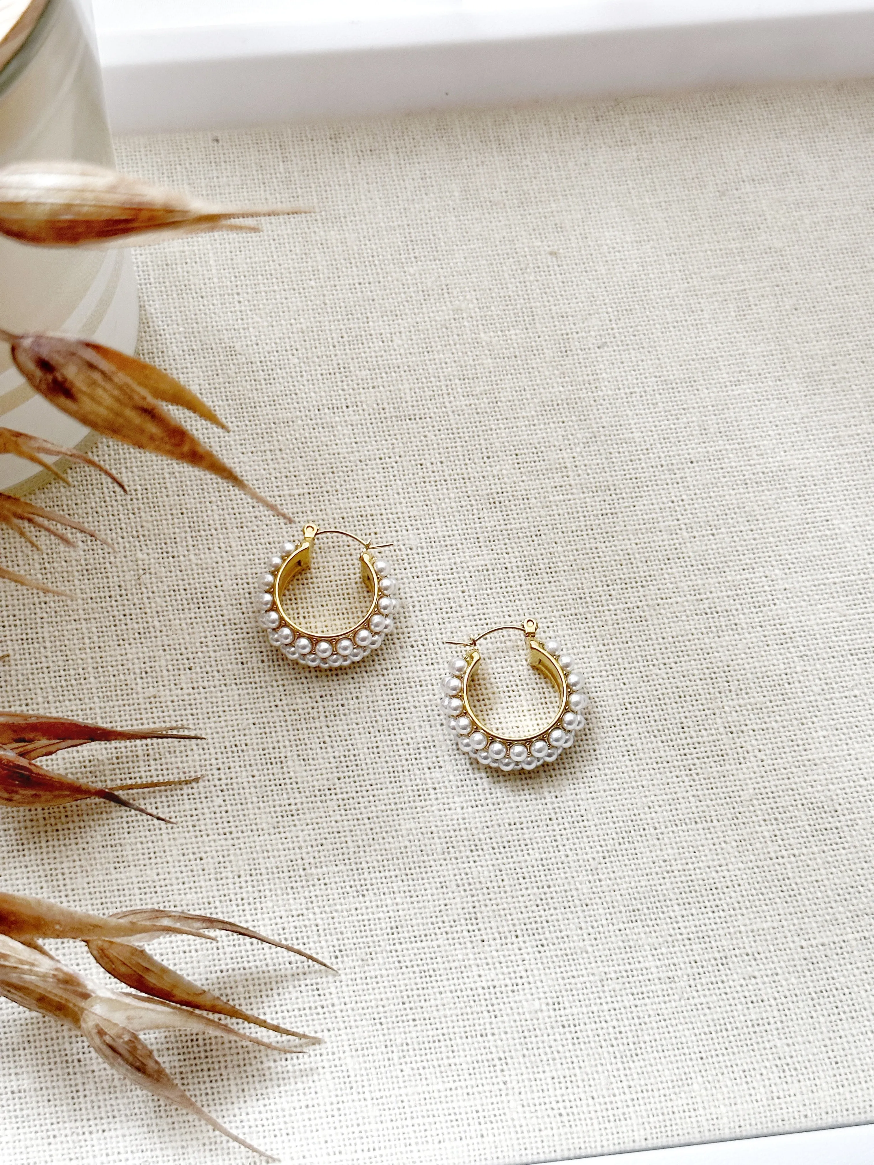8394JE - Harlow Gold Filled Pearl Hoop Earrings