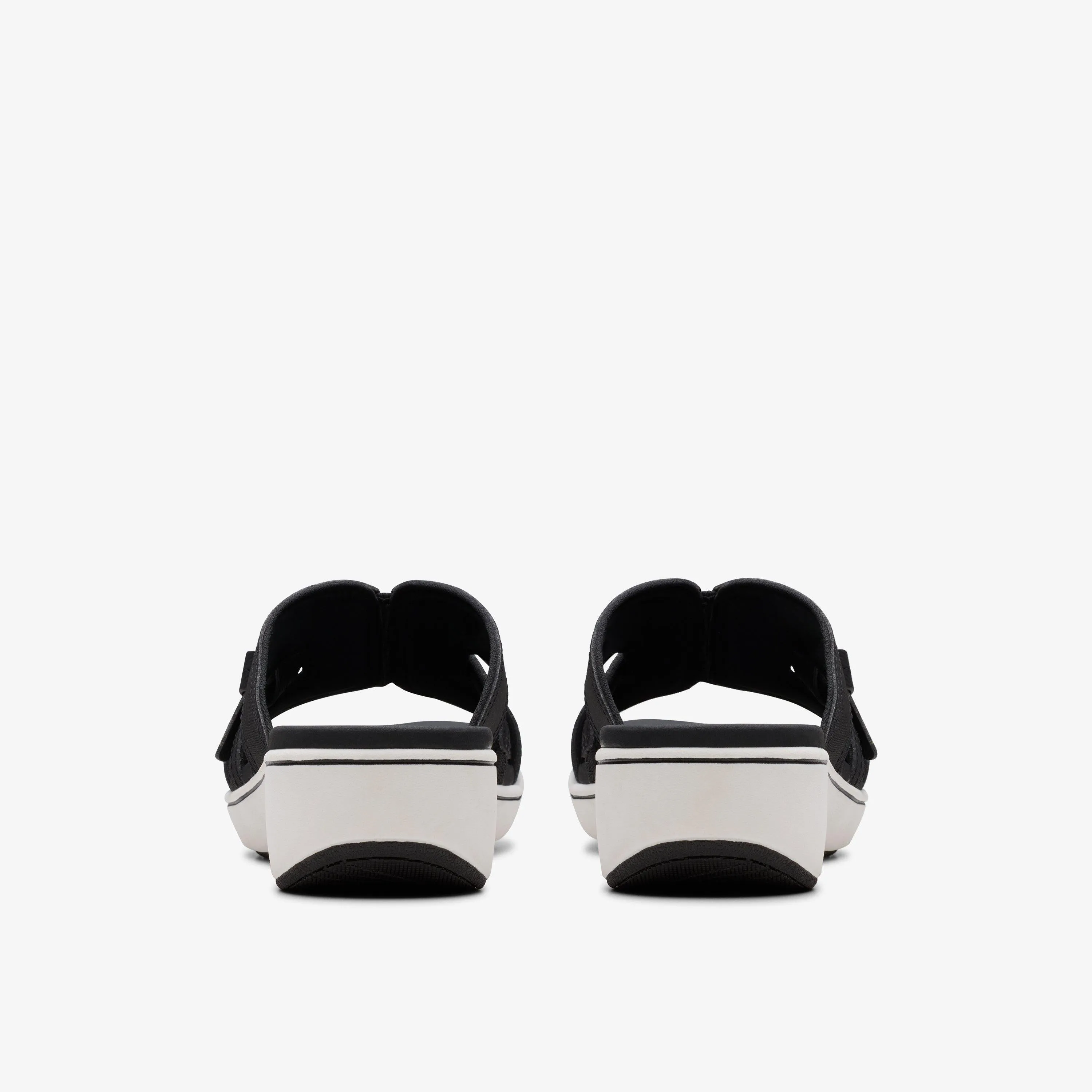 Clarks Women's BreezeRae Mia Black 26181860
