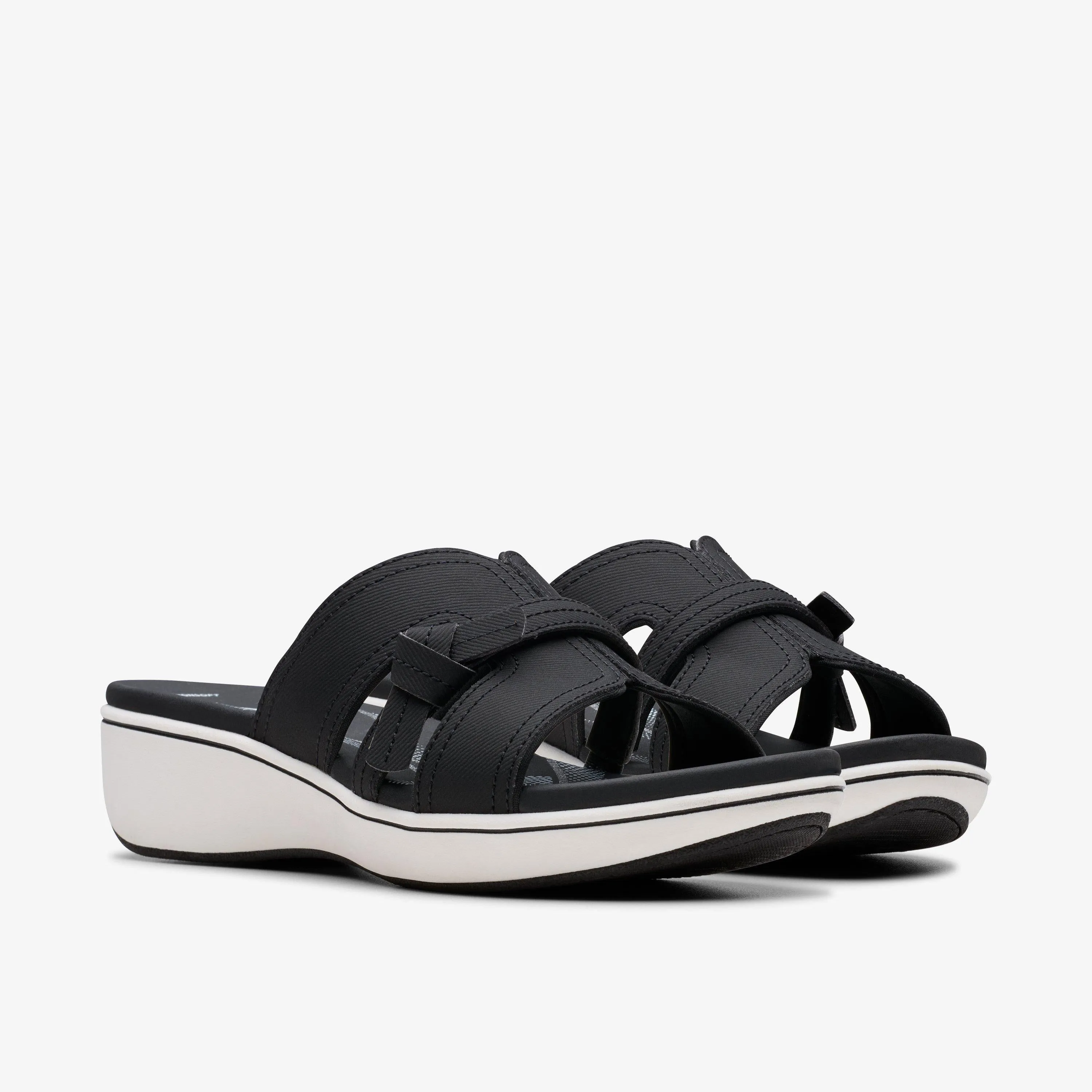 Clarks Women's BreezeRae Mia Black 26181860