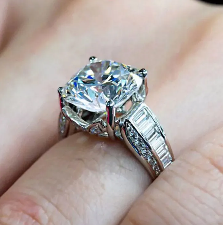 Engagement Ring | Big Womens Ring | Baguette Ring | Engagement Ring Diamond | Big diamond ring | Engagement rings | Big Diamond Rings