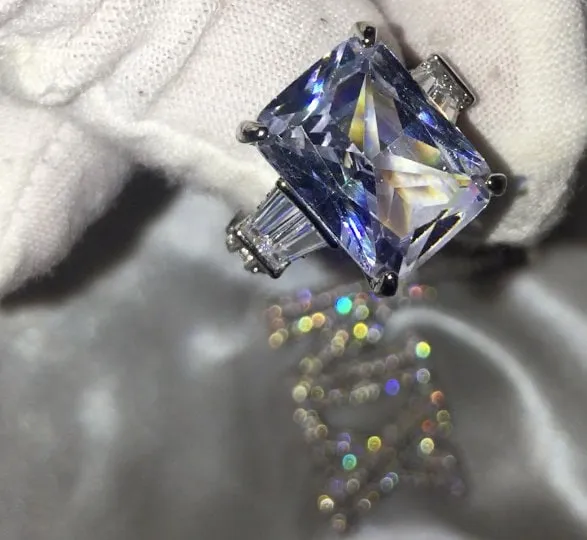 Engagement Ring | Big Womens Ring | Big Carat Ring | Emerald Engagement Ring | Big Diamond Ring | Engagement Rings | Big Diamond Rings