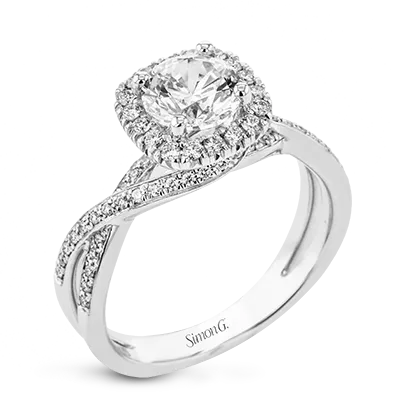Engagement Ring in 18k Gold with Diamonds