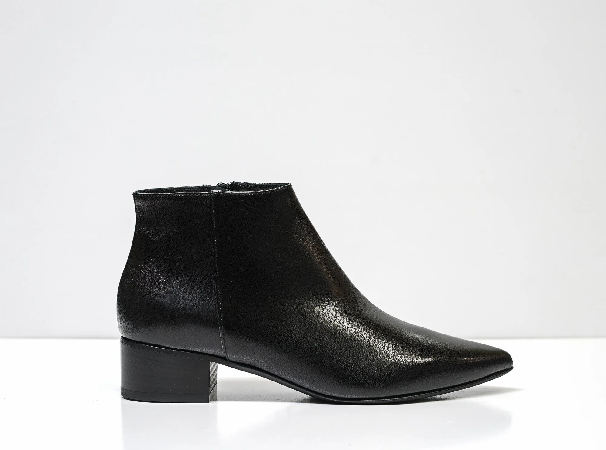 Fabio Rusconi Women's Black Leather Zip Ankle Boot F5539 30% OFF
