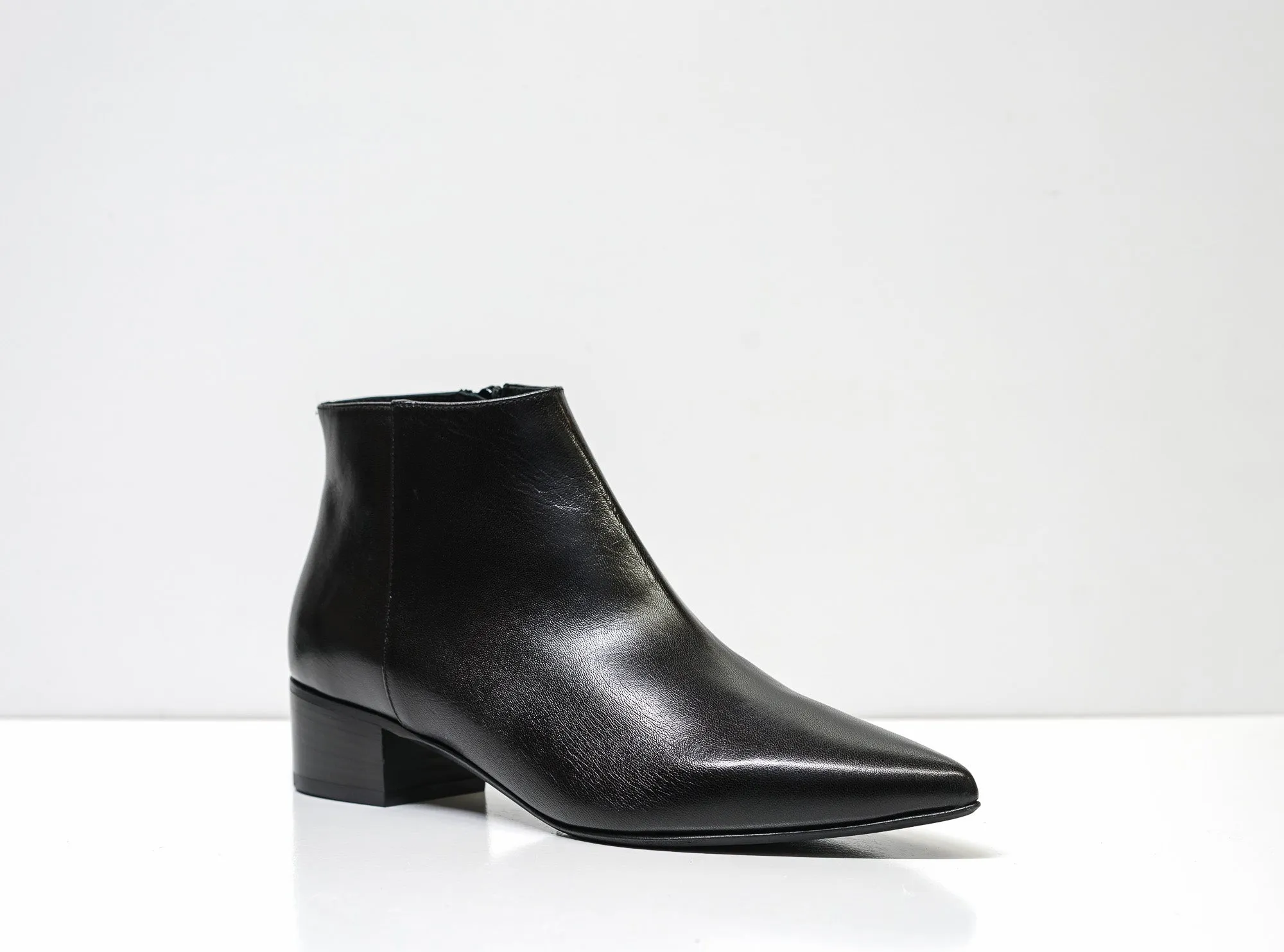 Fabio Rusconi Women's Black Leather Zip Ankle Boot F5539 30% OFF