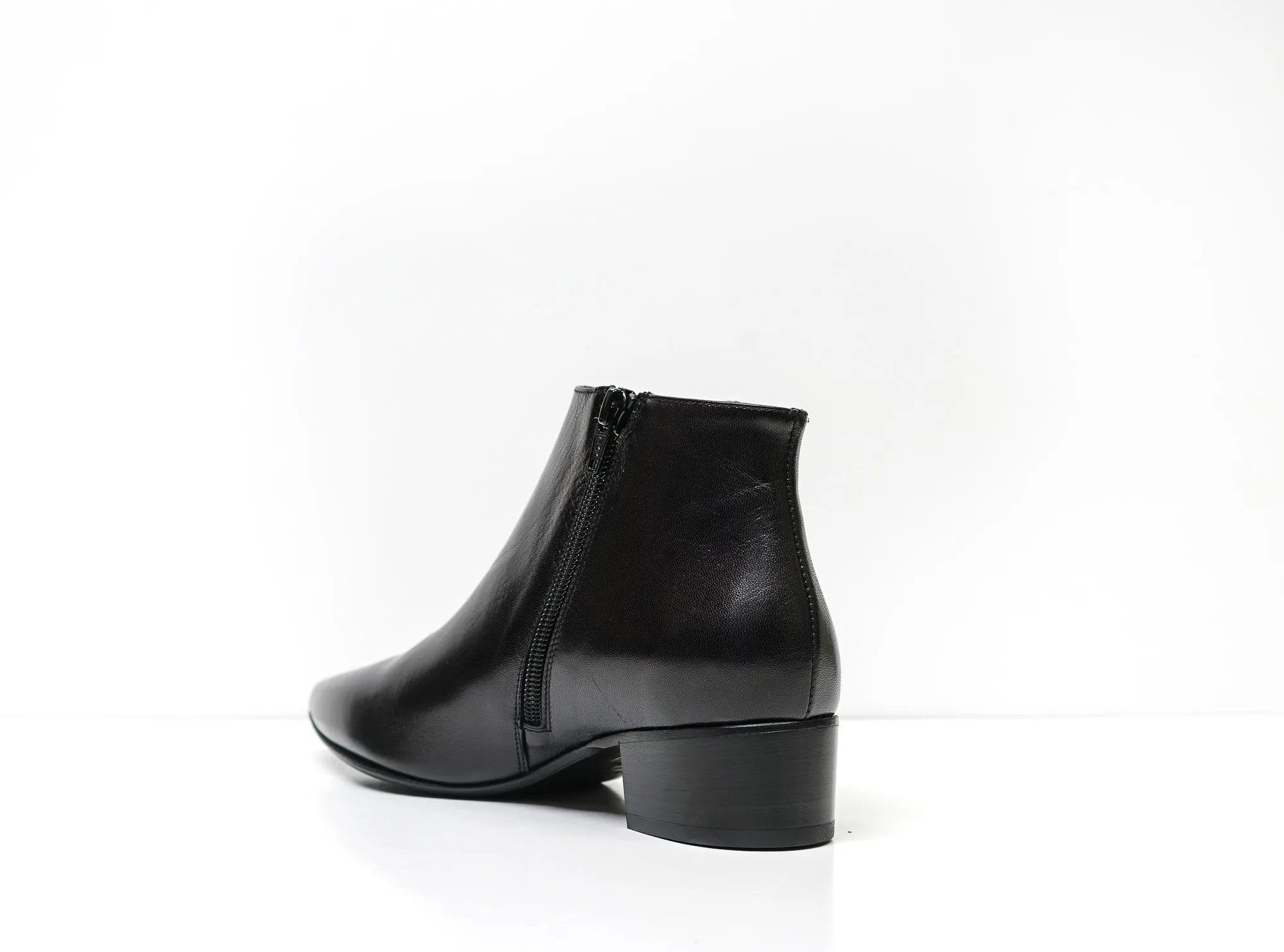 Fabio Rusconi Women's Black Leather Zip Ankle Boot F5539 30% OFF