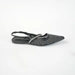 Flat shoe