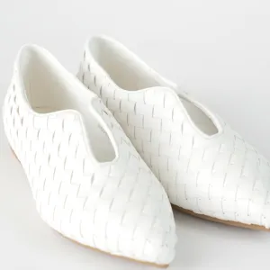 FLAT SHOE