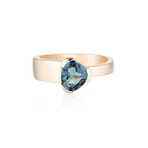 Gempower Tri-Cut Stacker Ring - Rose Gold / London Blue Topaz