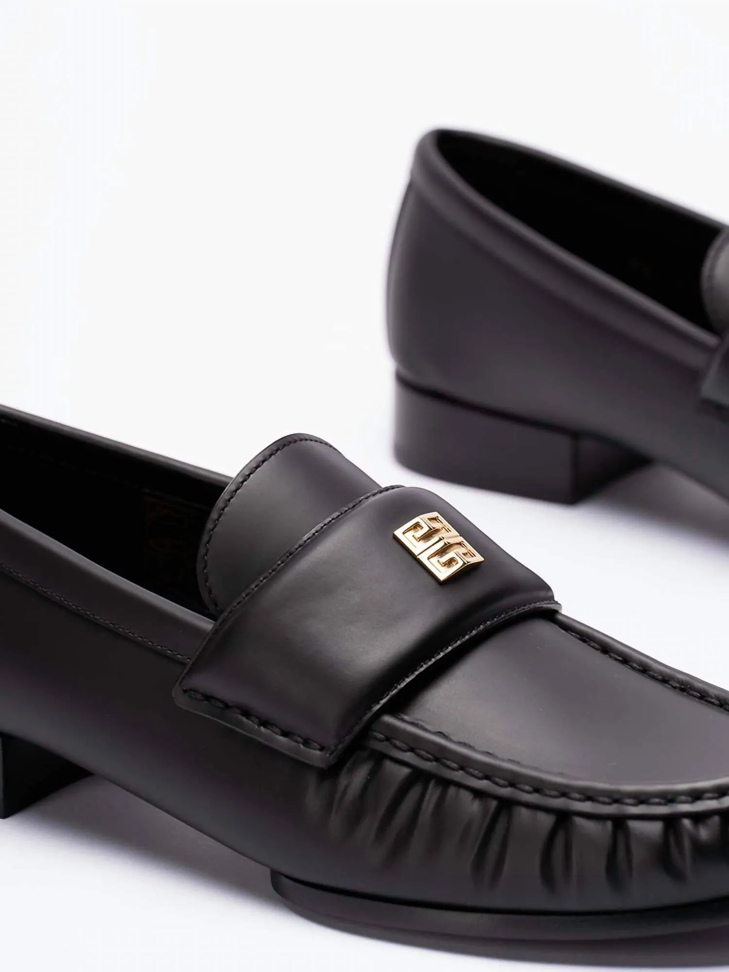 Givenchy - Women's 4g Loafers
