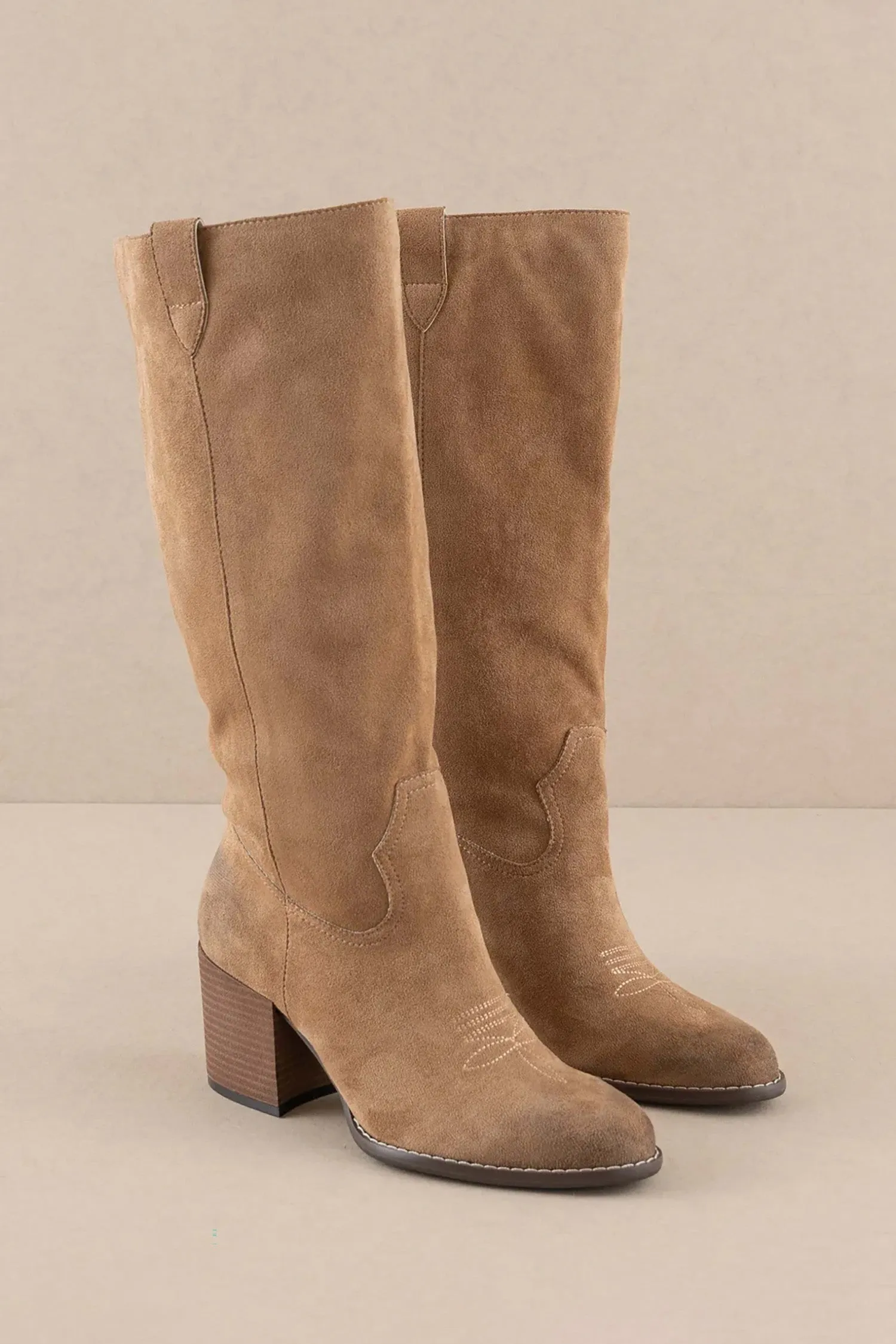 KNEE HIGH WESTERN BUCKET BOOT