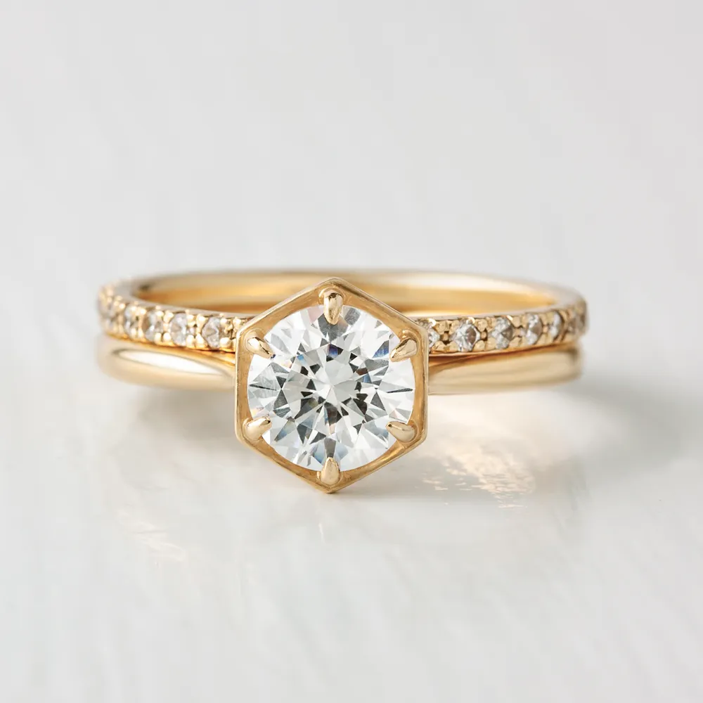 Loie ~ Hexagon Ring