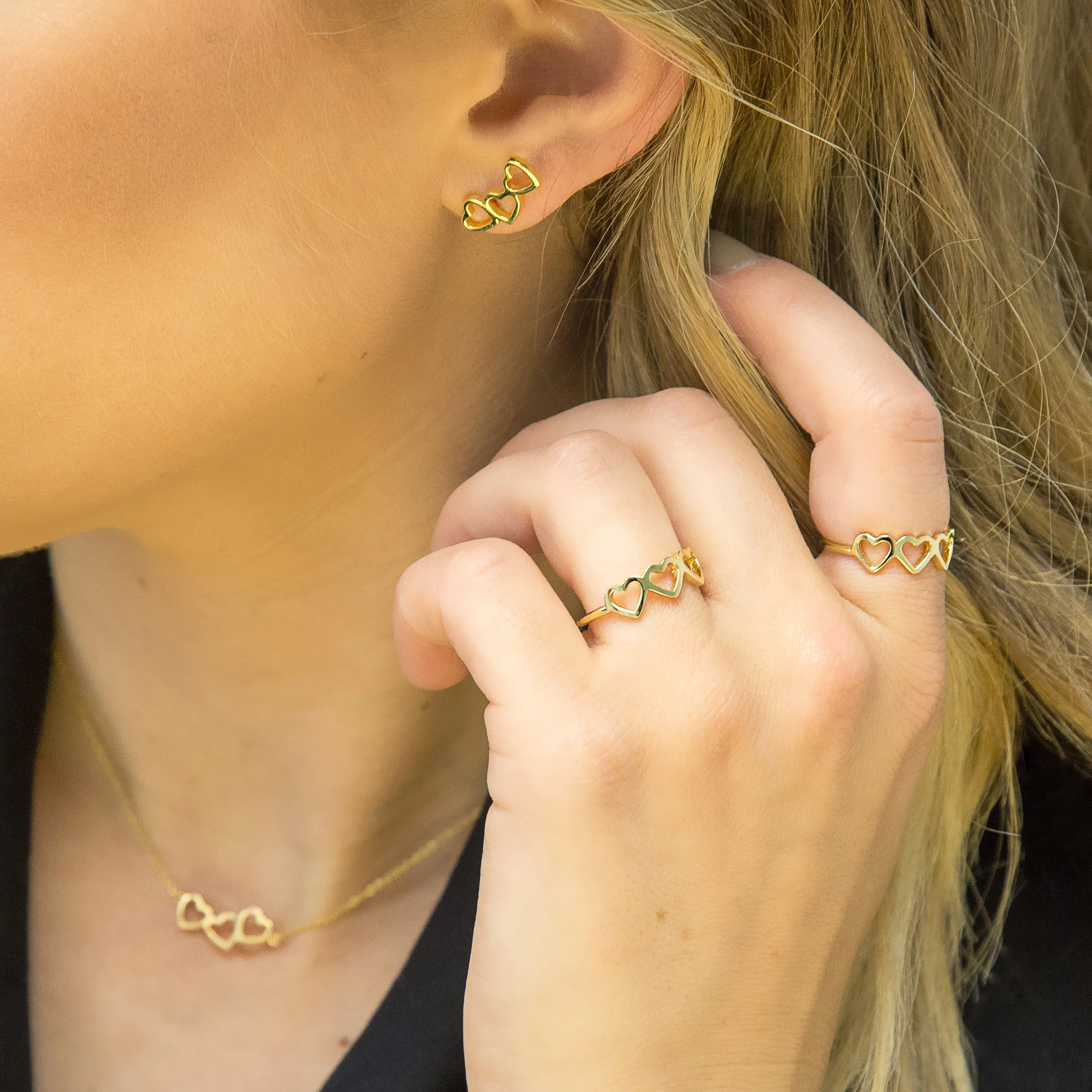 LOVE COUNT EARRING STUDS