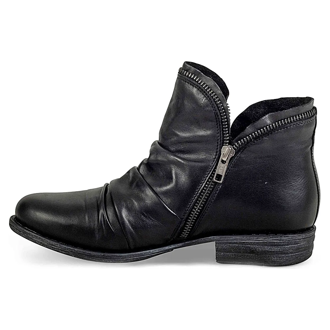 Luna Black Bootie