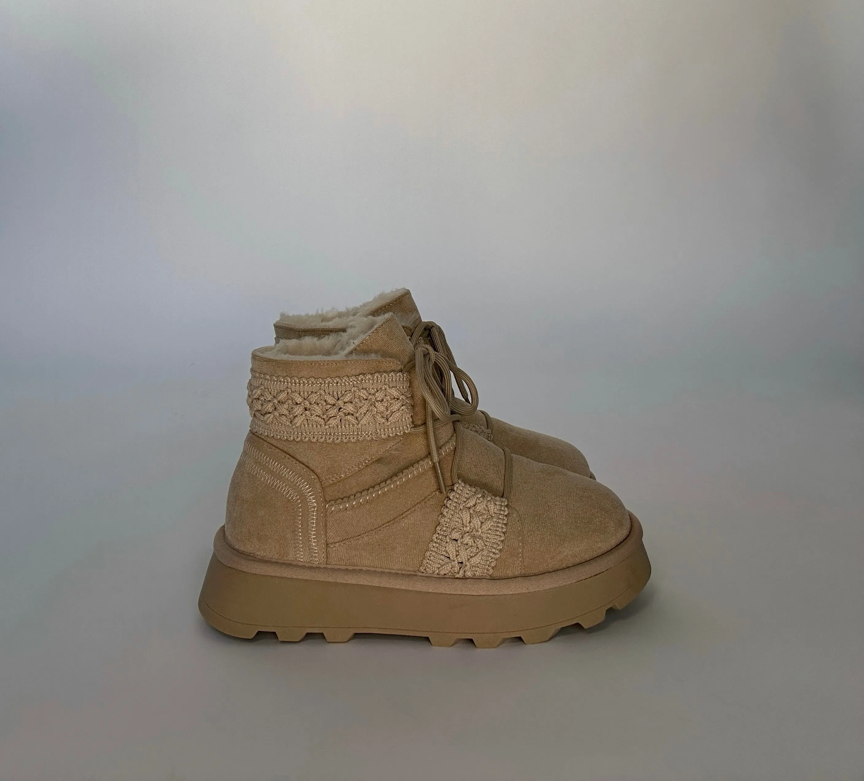 Matterhorn Boot - Natural