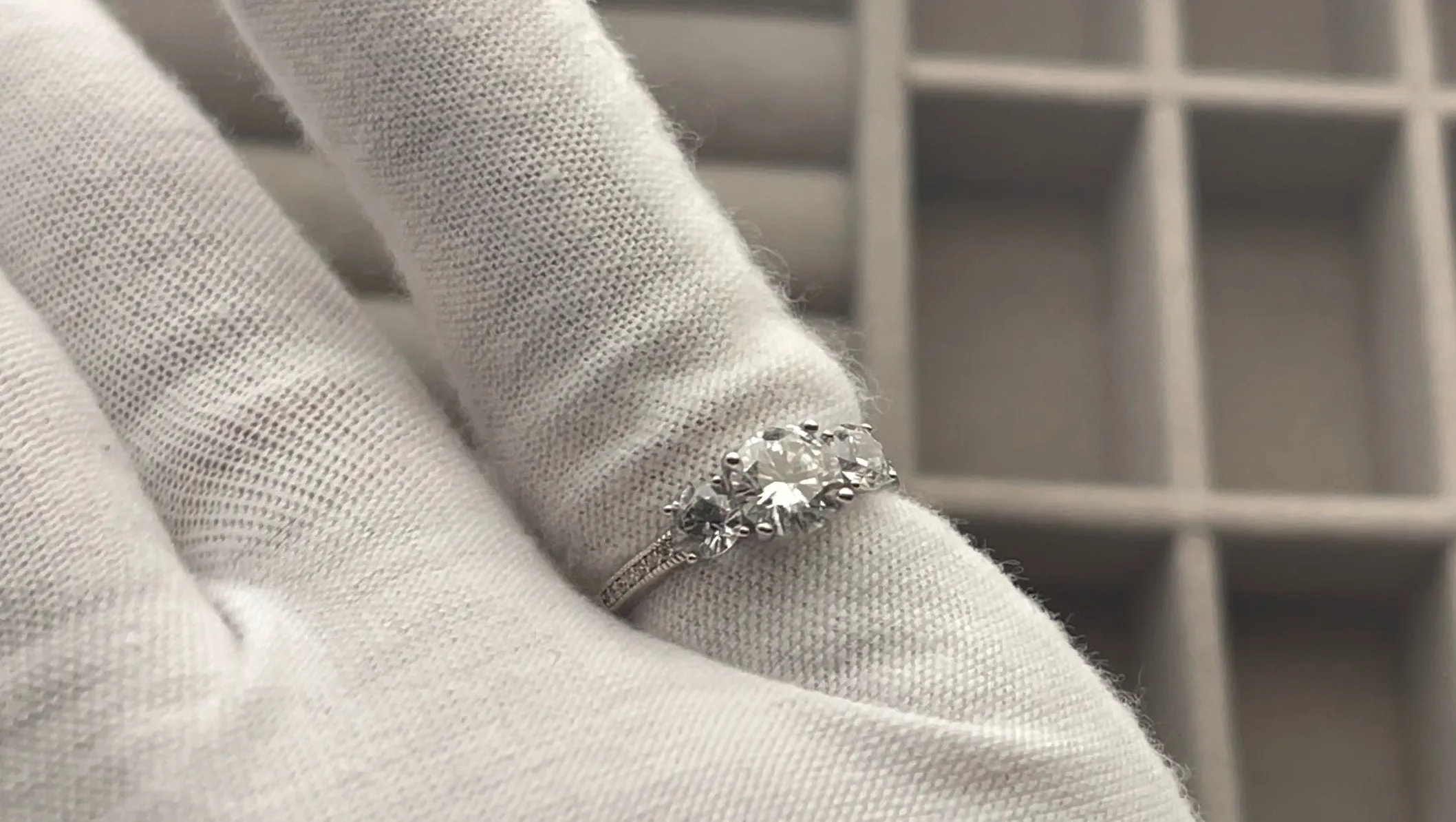 Moissanite Engagement Ring | 1.0ct | Womens Engagement Ring | Wedding Ring | Moissanite Ring | Moissanite Rings | Three Stone Diamond Ring