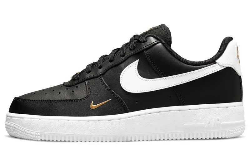 NIKE WMNS Air Force 1 '07 Essential CZ0270-001