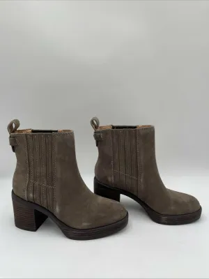 NWOB Crown Vintage Capari Bootie Brown Women's Size 6M/36.5 - Like New
