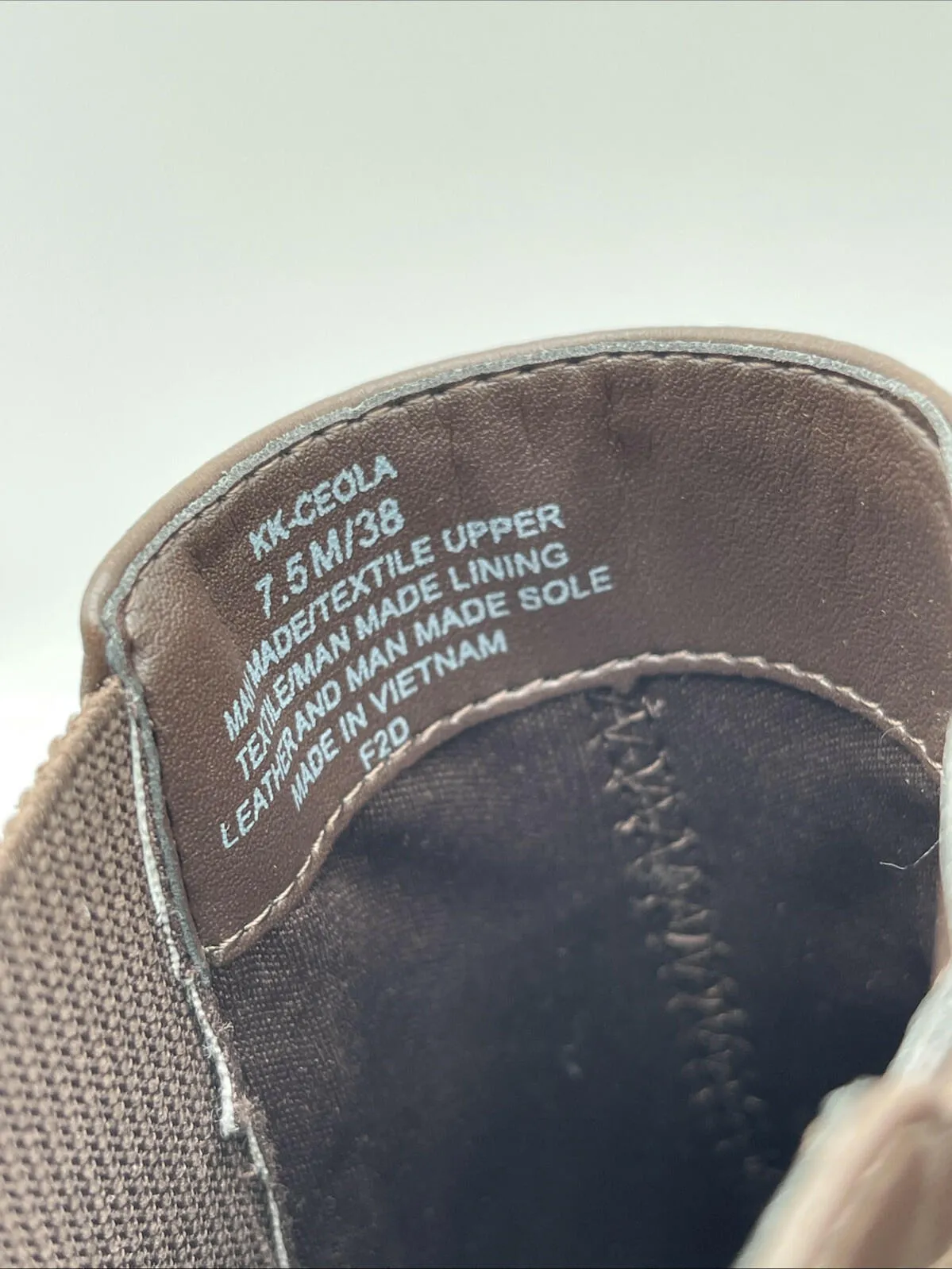 NWOB Kelly & Katie Ceola Bootie Women's Brown Size 7.5M - Like New