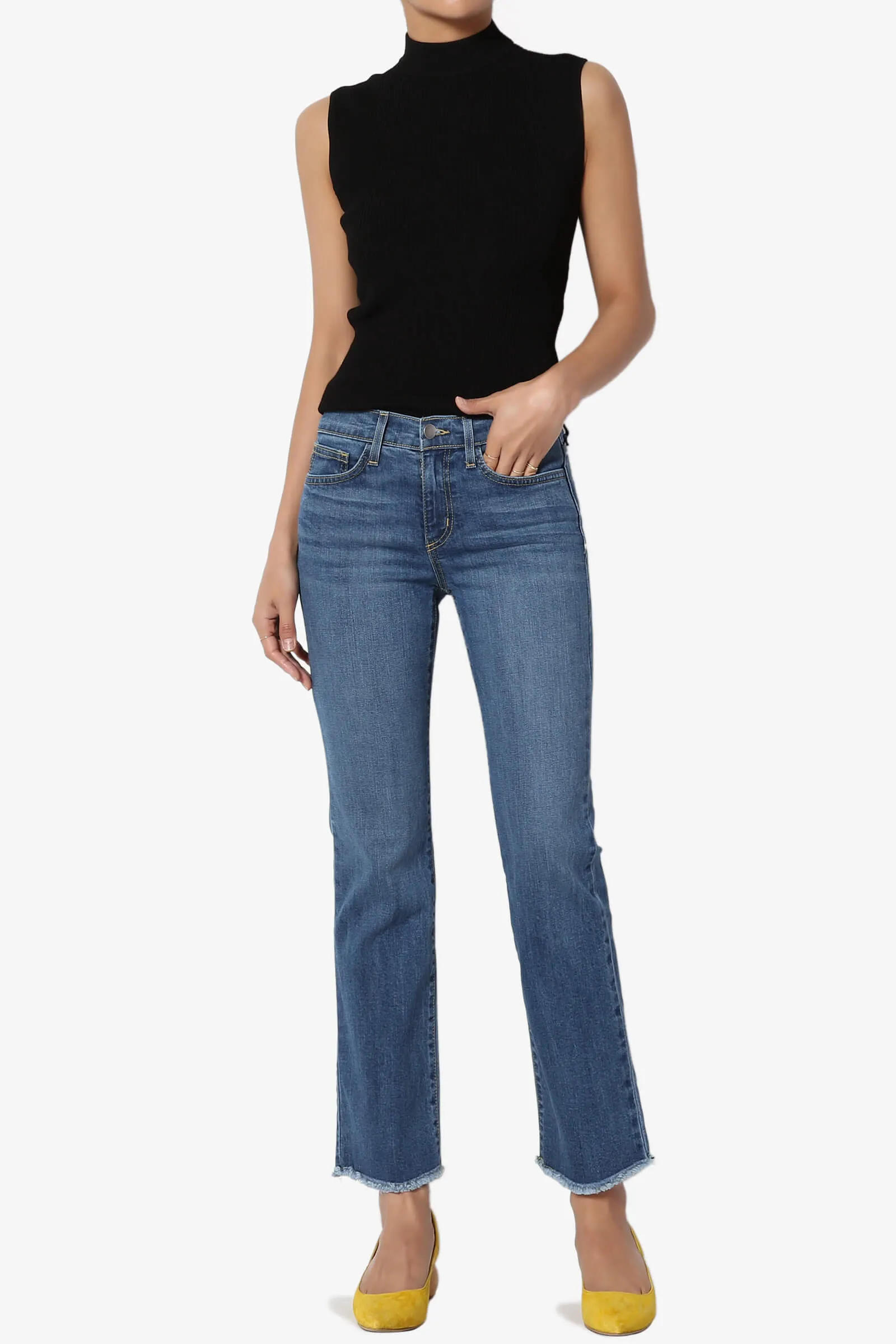 Raidha Mid Rise Crop Bootcut Jeans