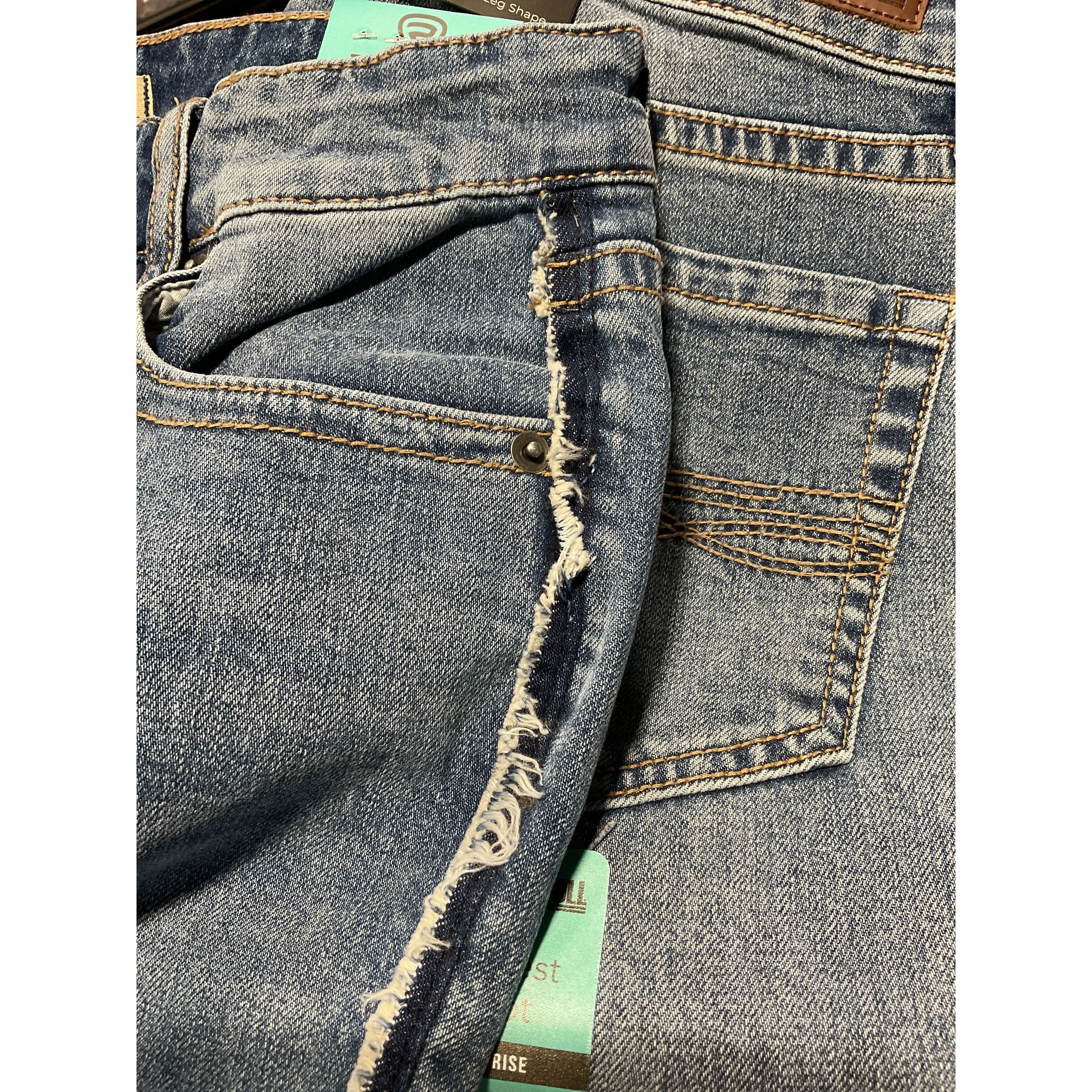 Rock & Roll Ladies Jean, Med Wash, Raw Side Seam, High Rise, Modest Boot BW1HD06035