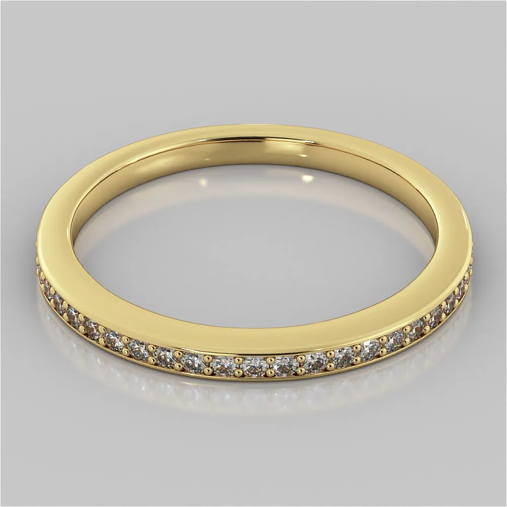 Round Cut Pavé Style Halo Wedding Set With Accents