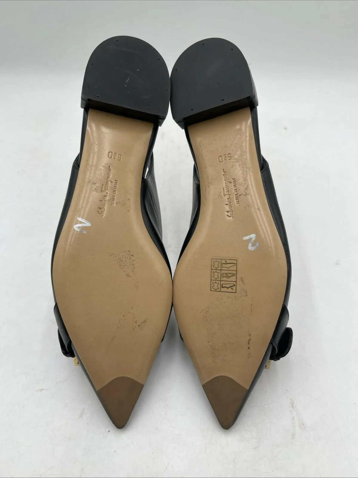 Salvatore Ferragamo Black Leather Pointed Toe Slingback Flats Women’s Size 5.5 D - Very Good