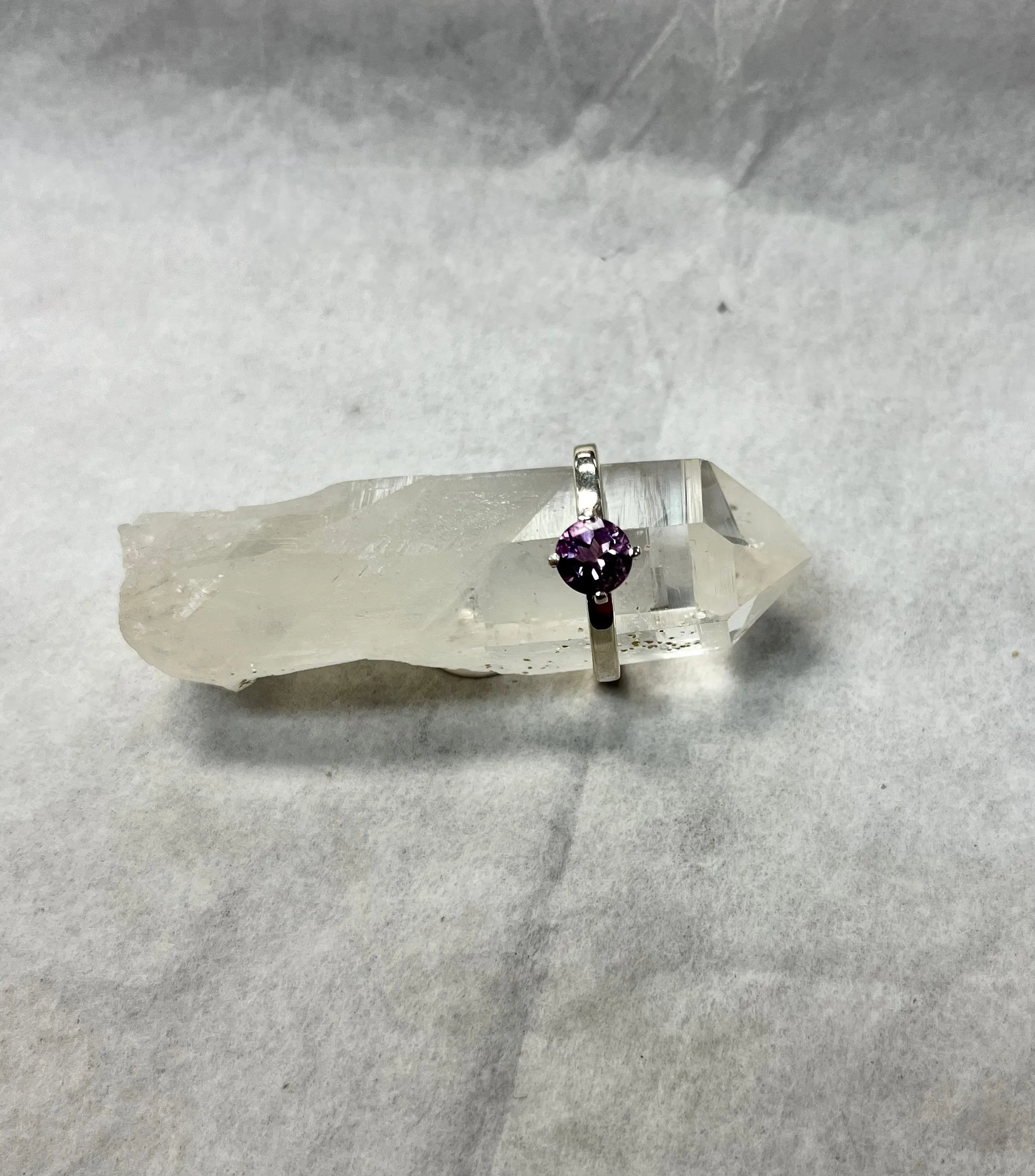 Silver Raised Gemstone Ring with Flat Sides