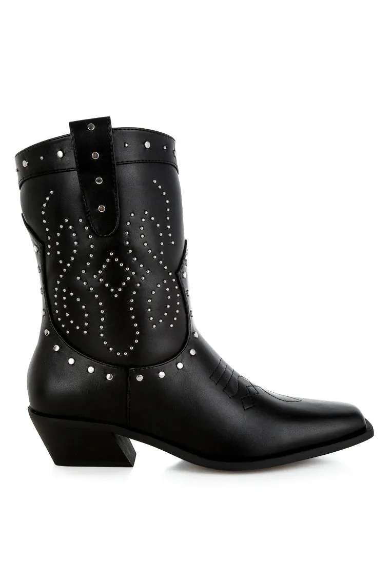 Studded Embroidery Cowboy Boots


 By RUW