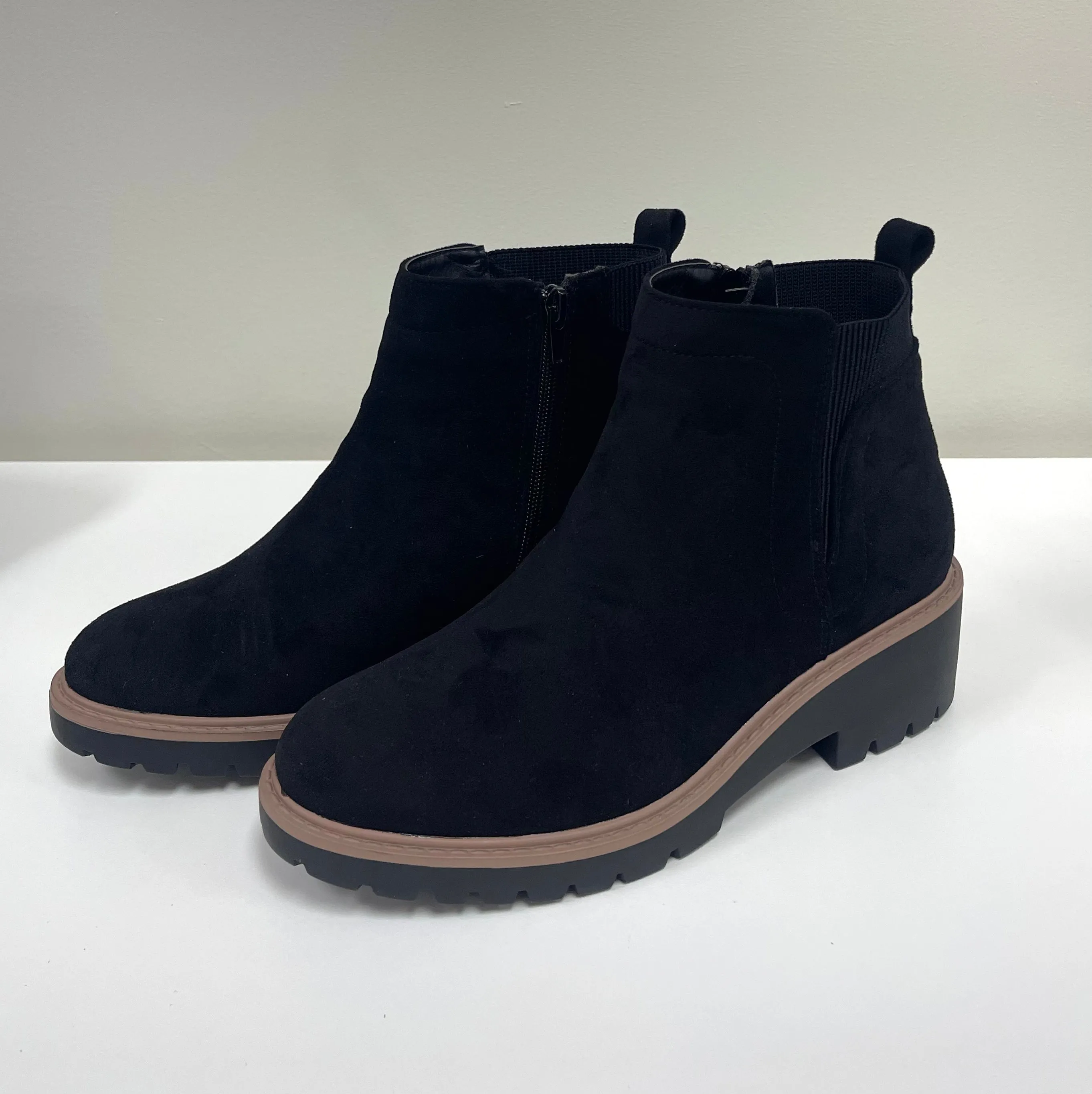 Suede Away Black Boot
