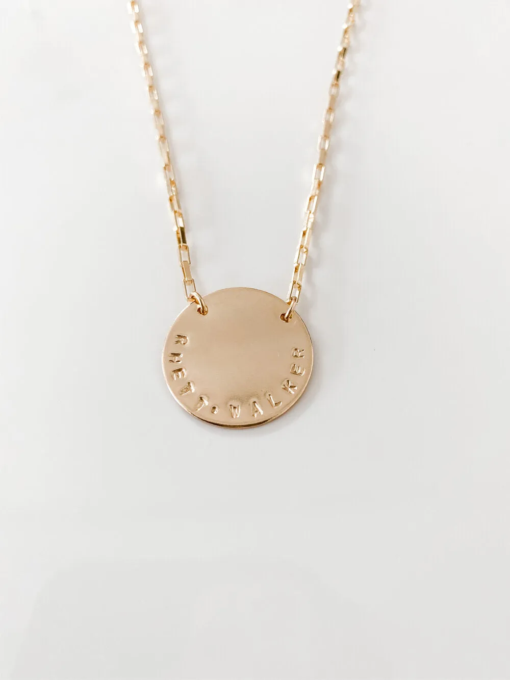 THE RHETT DISC NECKLACE
