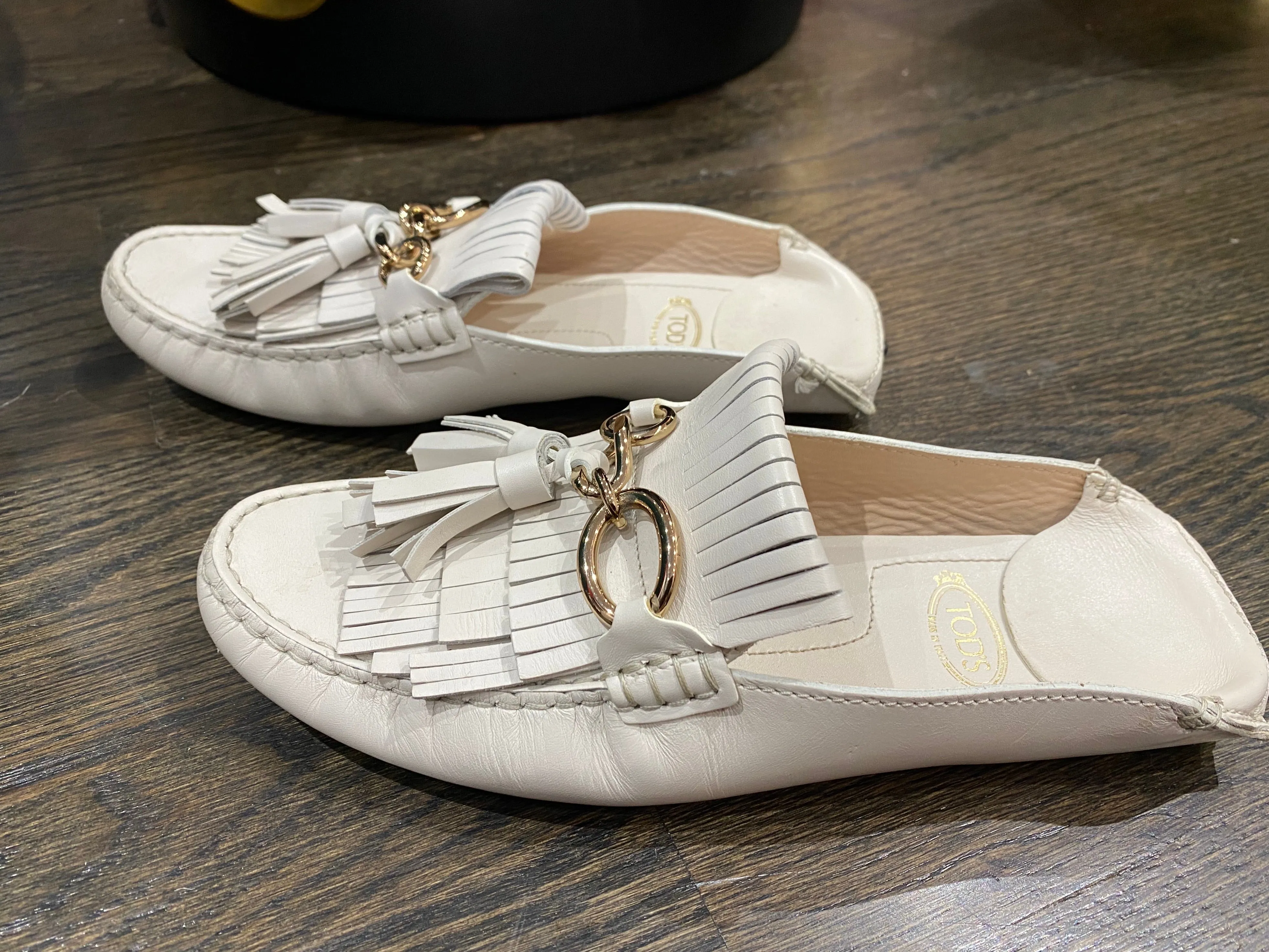 TOD'S Embellished Leather Slipper