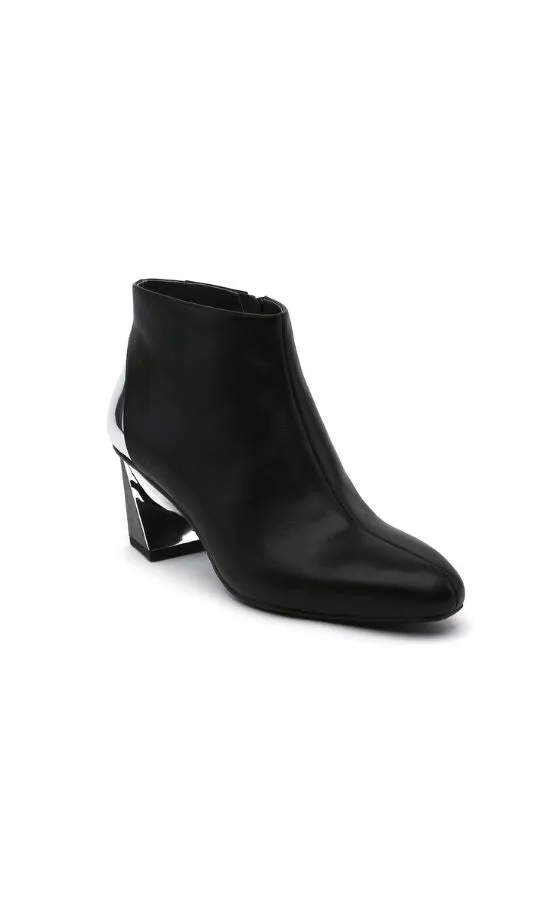 Twist Flow Bootie
