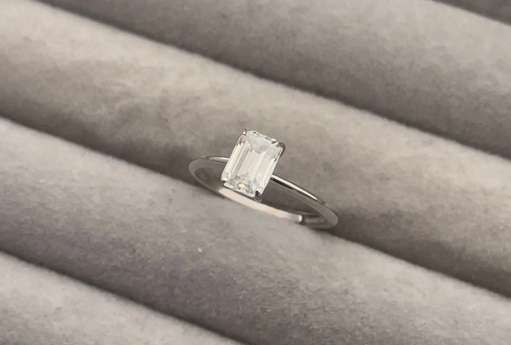 Womens Moissanite Diamond Engagement Ring | VVS1 1.0 CT Ring | Emerald Cut Diamond Engagement Ring | Diamond Wedding Ring | Moissanite Ring