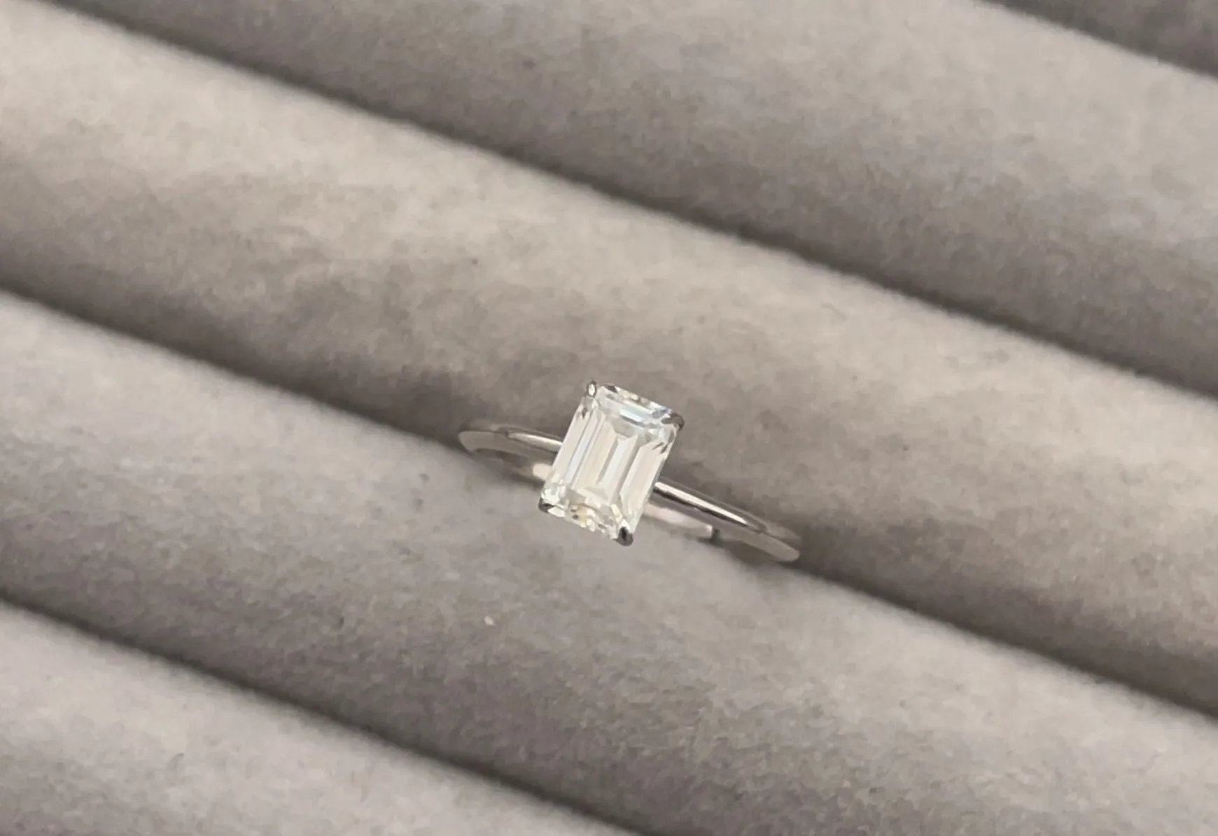 Womens Moissanite Diamond Engagement Ring | VVS1 1.0 CT Ring | Emerald Cut Diamond Engagement Ring | Diamond Wedding Ring | Moissanite Ring