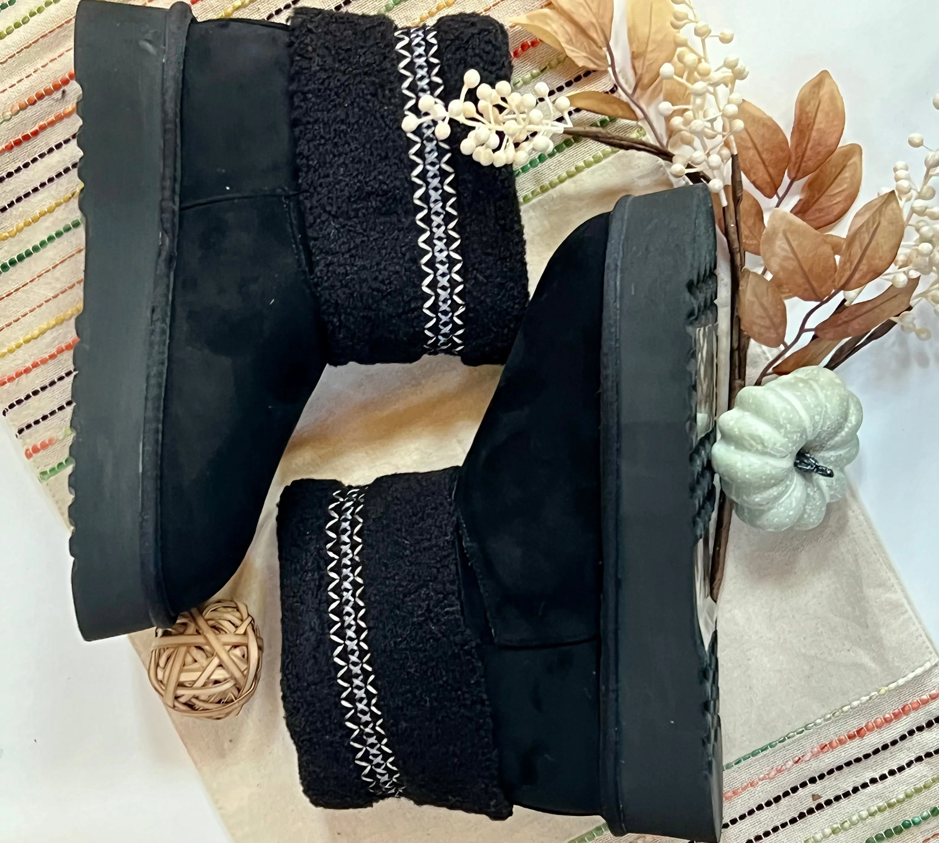 Yellow Box-Hiraya